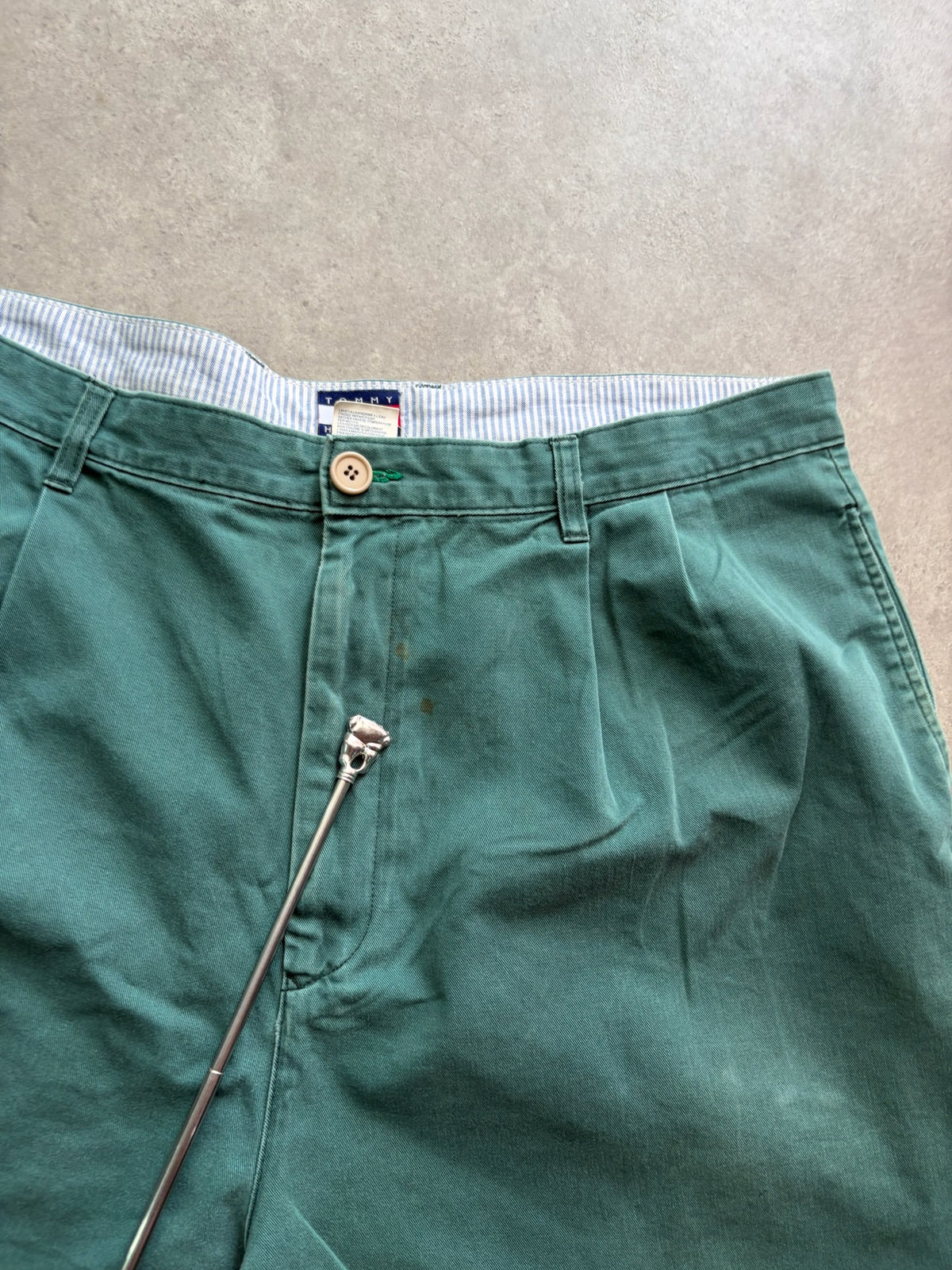שורט Tommy Hilfiger פליטים וינטג׳ - 39