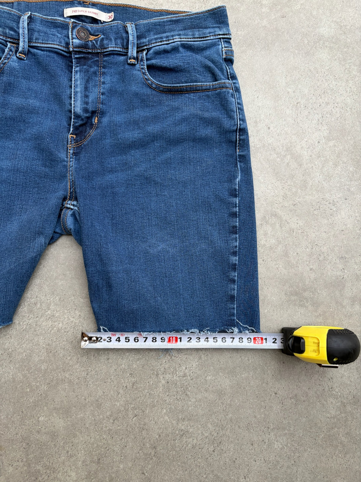 שורט ג'ינס Levi's 710 Super Skinny וינטג׳ - 28