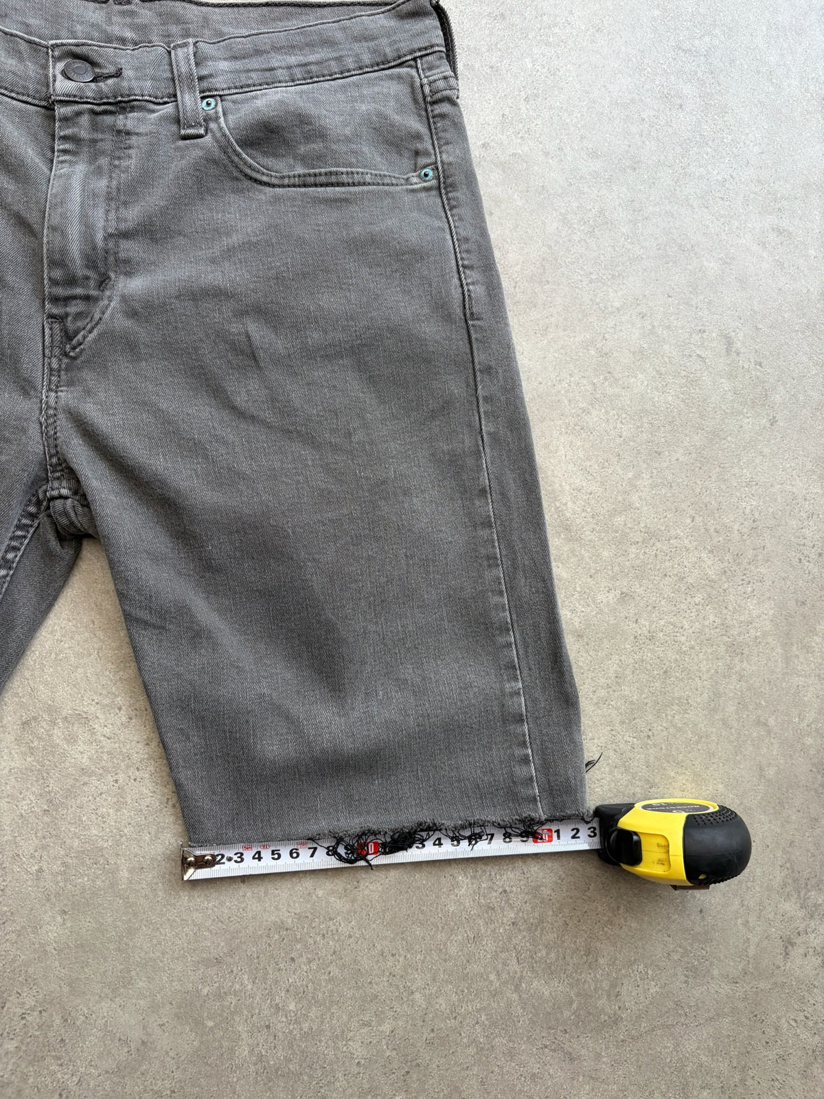 שורט ג'ינס Levi's 512 וינטג׳ - 31 – שורט ג׳ינס וינטג׳ ליוויס, תמונה 5