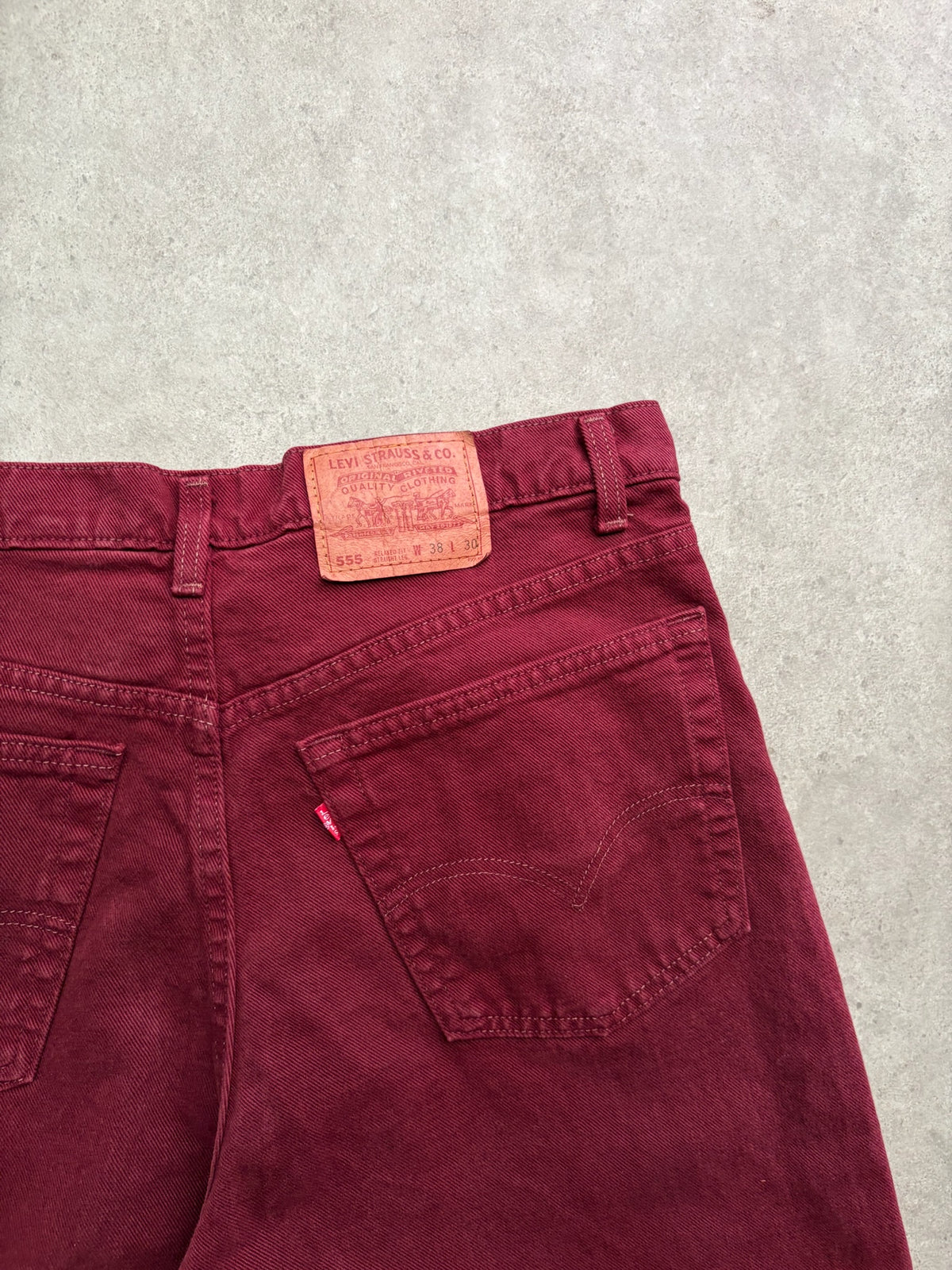 מכנס ג'ינס Levi's 555 וינטג׳ בורדו - 35
