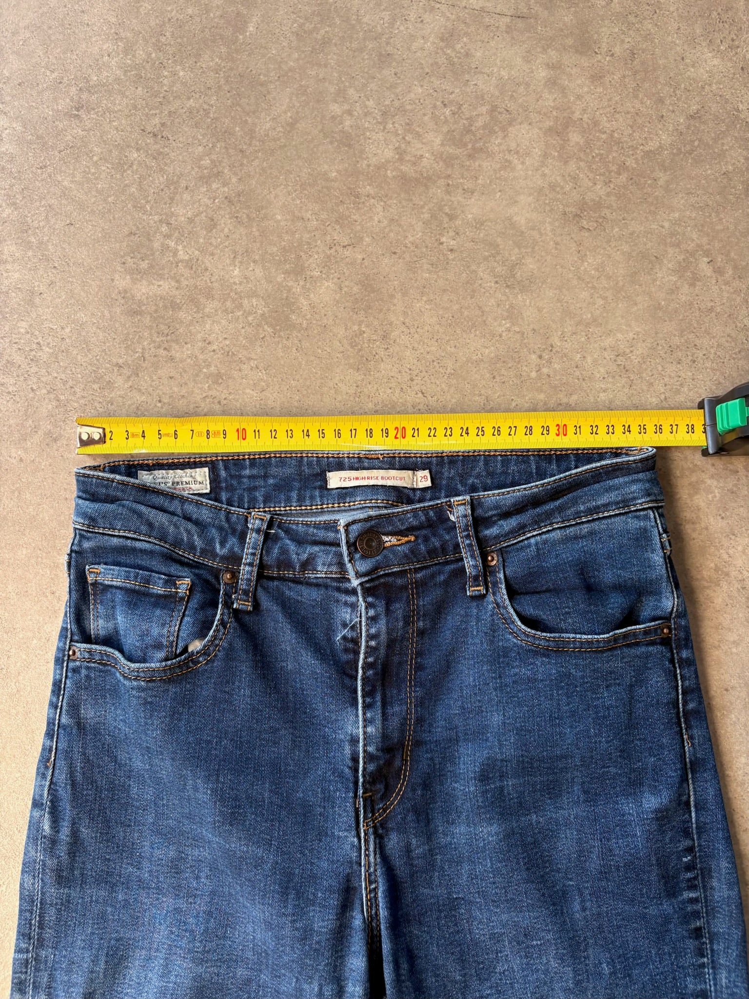 ג׳ינס Levi's 725 High Rise Bootcut וינטג׳ - 28