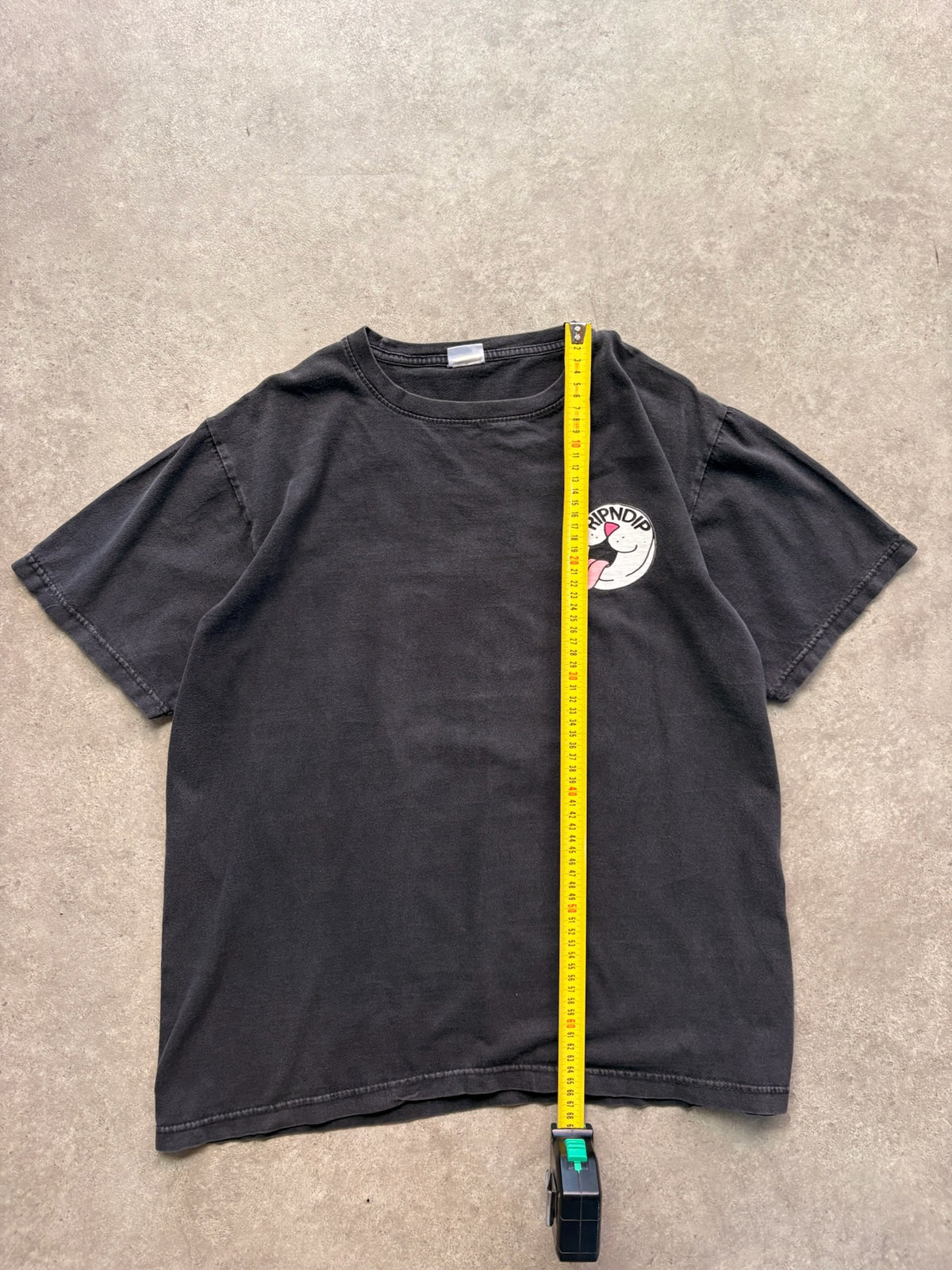 טישירט RIPNDIP וינטג׳ - M