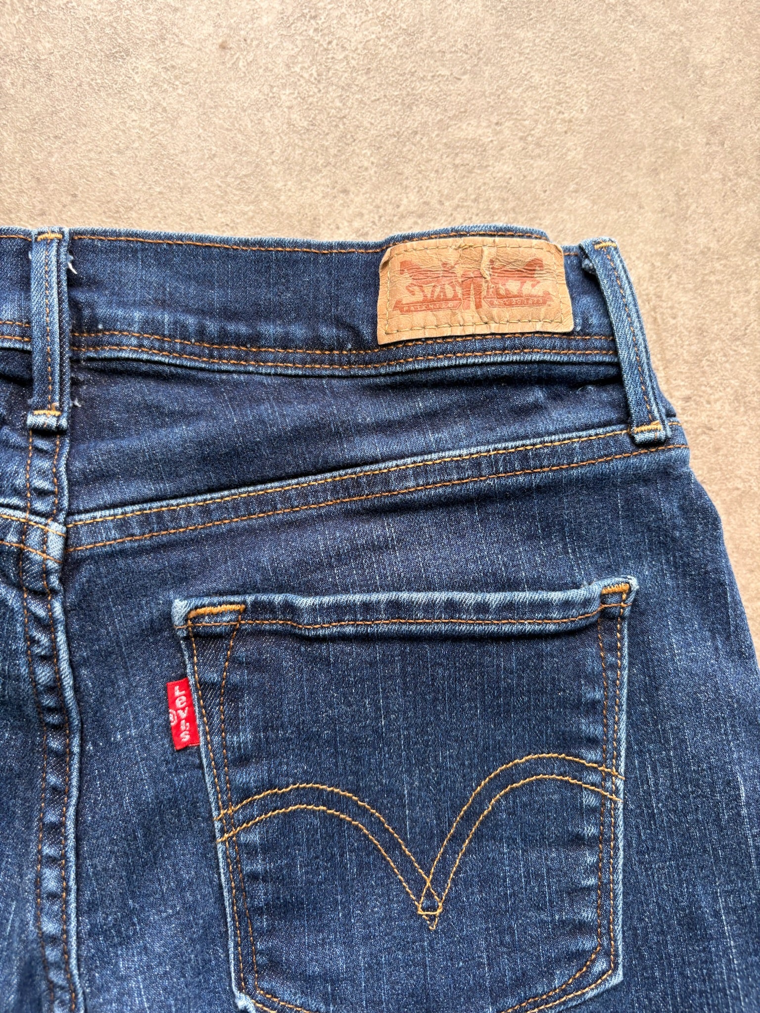ג׳ינס Levi's 512 Perfectly Slimming וינטג׳ - 25