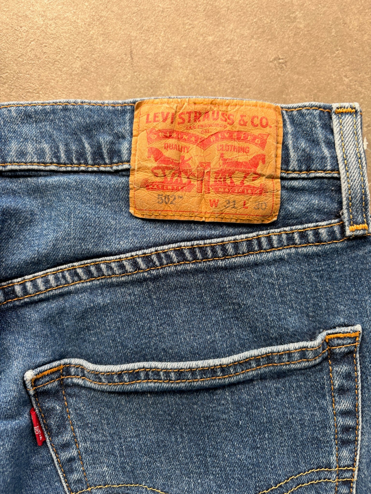 שורטס ג׳ינס Levi's 502 וינטג׳ - 30