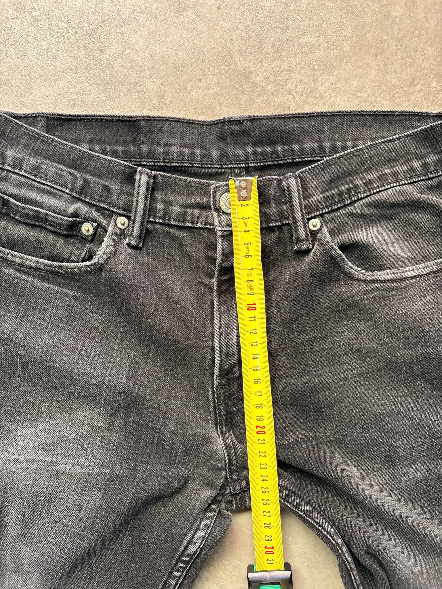 ג'ינס Levi's 511 שחור וינטג׳ - מידה 31