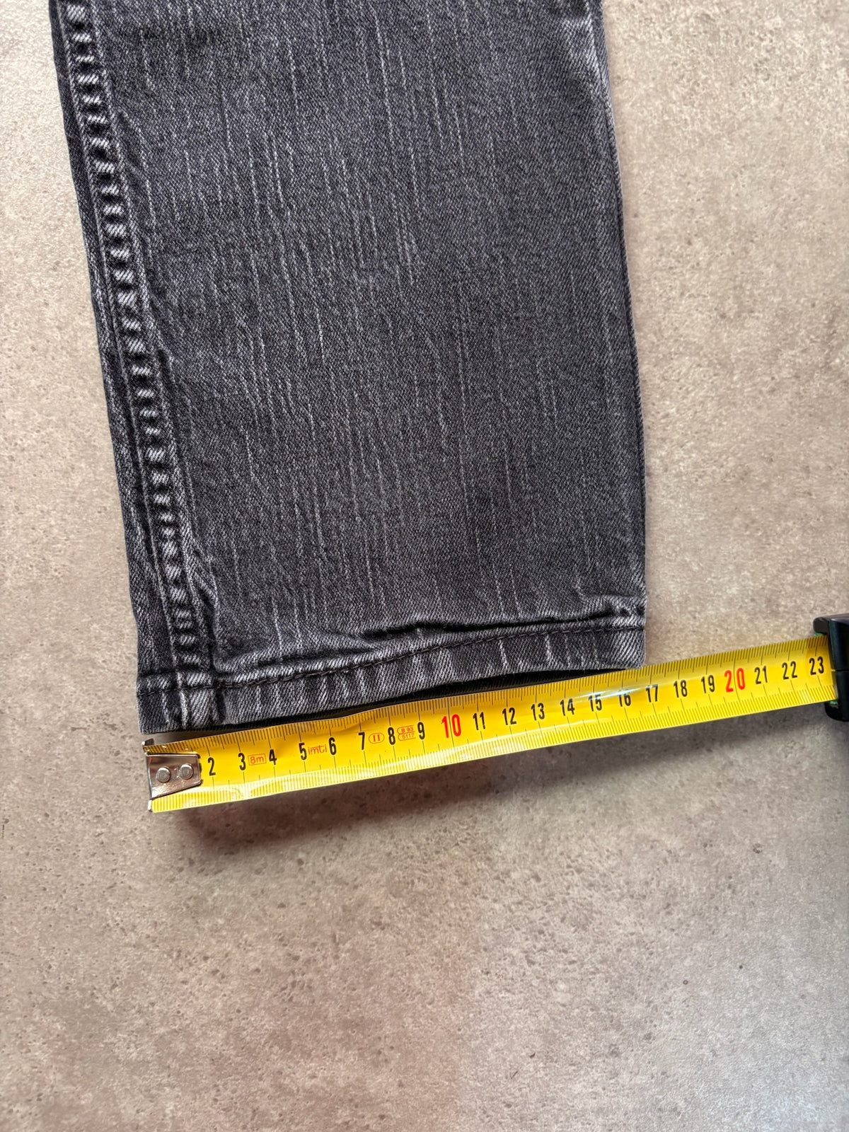 ג'ינס Levi's 511 שחור וינטג' - 28