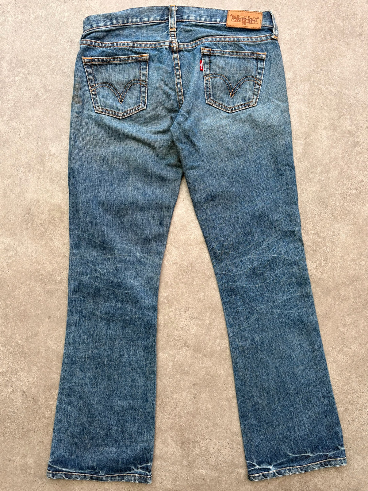 ג'ינס נמוך Levi's בגזרת בוטקאט וינטג׳ - 28 – ג׳ינס ליוויס וינטג׳, תמונה 2