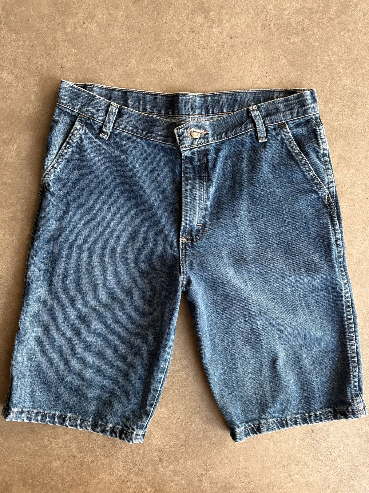 שורט ג'ינס Wrangler וינטג׳ - 30 – שורט ג׳ינס וינטג׳ רנגלר, תמונה 2