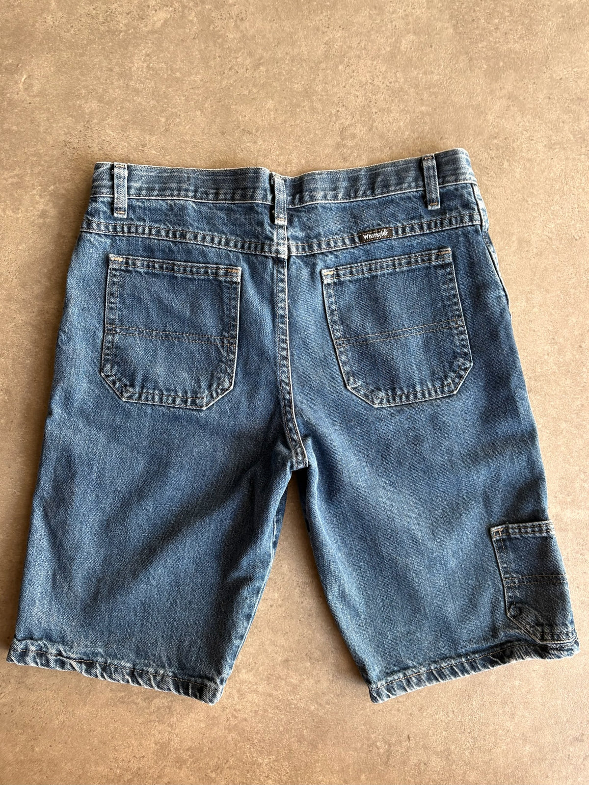 שורט ג'ינס Wrangler וינטג׳ - 30 – שורט ג׳ינס וינטג׳ רנגלר | DNA תל אביב